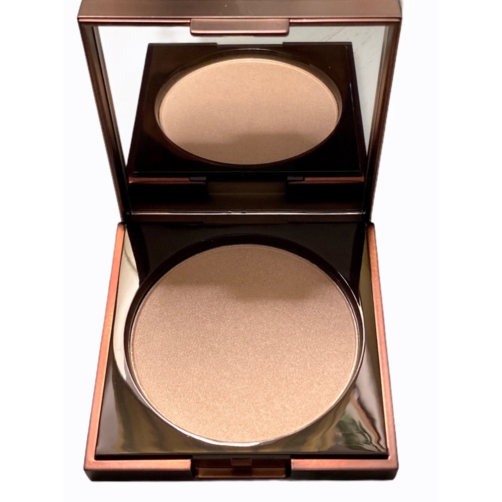 Flesh Highlighting Powder In Boost